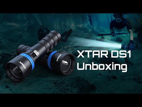 Unboxing of XTAR DS1 spearfishing dive light