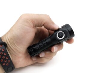 Wuben E6 Compact EDC Flashlight - 900 Lumens